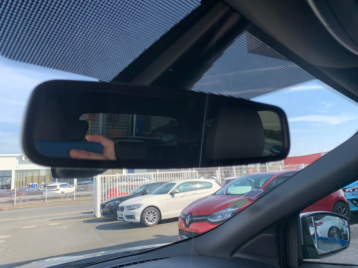 Ford Kuga 120 chevaux | St-Line | Caméra de recul | Attelage | GPS | Coffre assisté électriquement