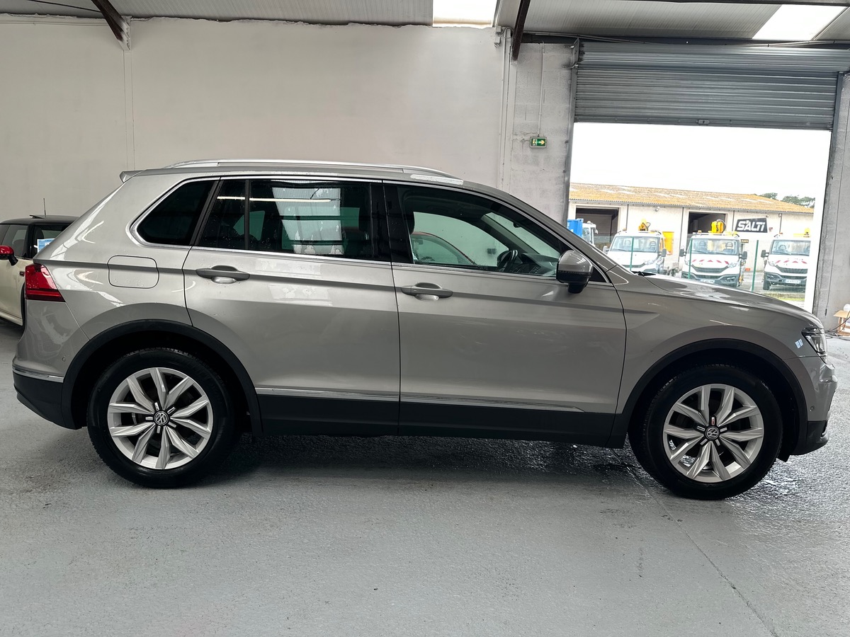 Volkswagen Tiguan II 2.0 TDI 150 BLUEMOTION TECHNOLOGY CARAT EXCLUSIVE BV6