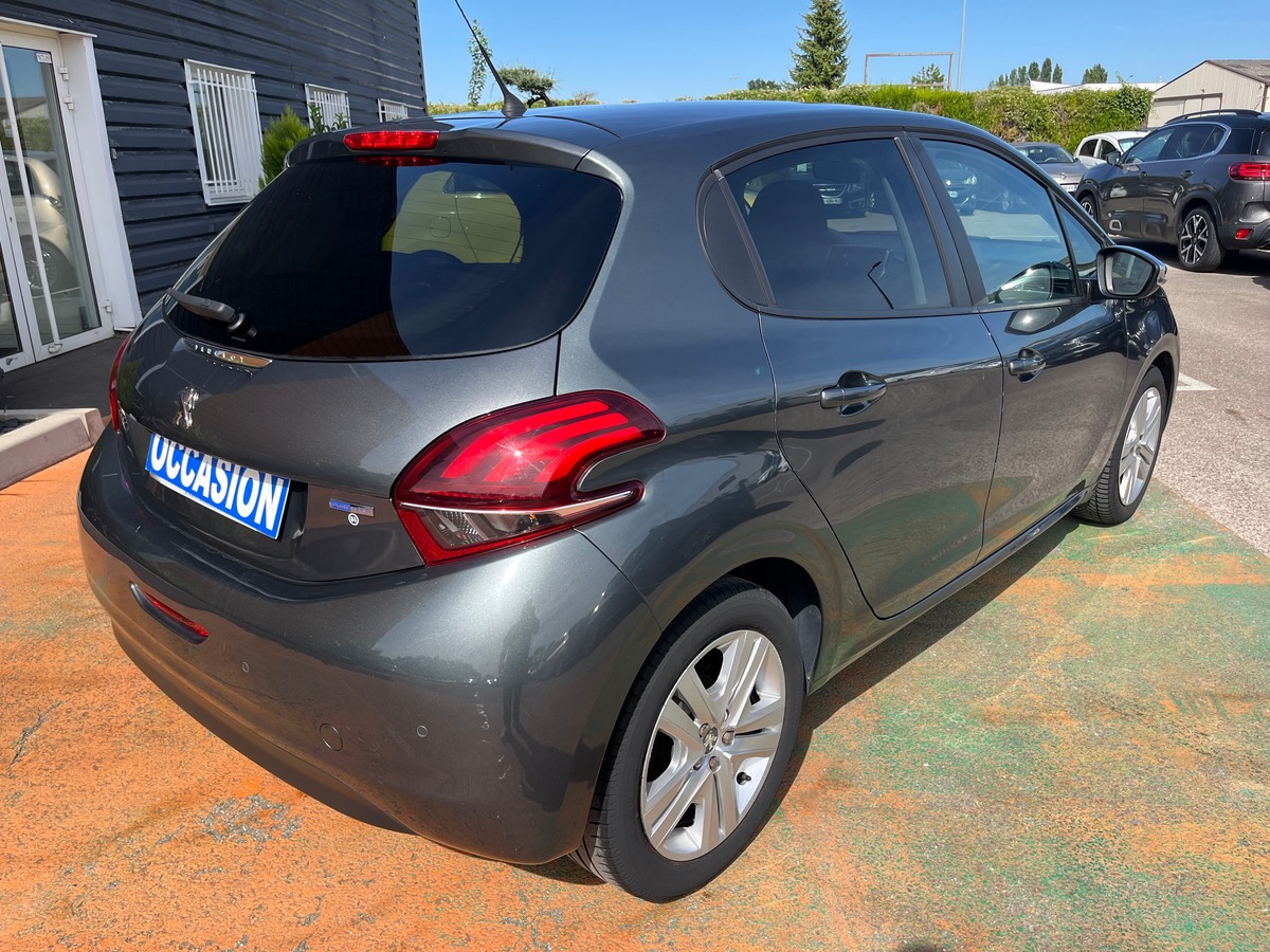 Peugeot 208 5 Portes 1.2 VTi 82 ch
