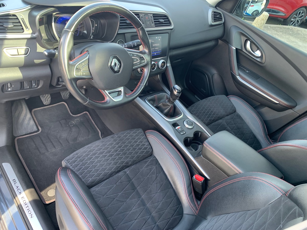 RENAULT Kadjar 150 ch | Black Edition SL | 4WD | Toit Panoramique | Caméra recul | Attelage | BOSE