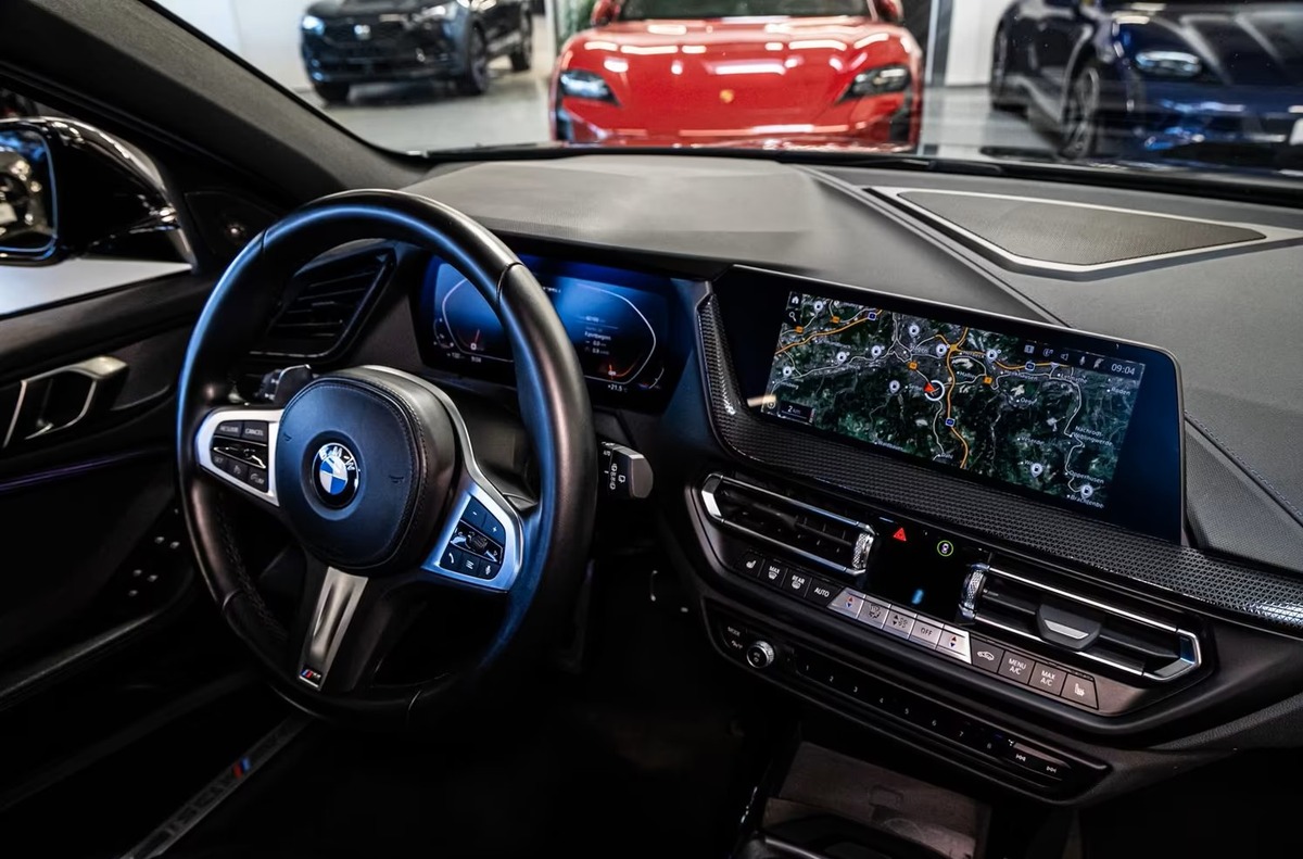 Bmw Série 1 M135iA xDrive 306ch M Performance Harman-Kardon Cuir