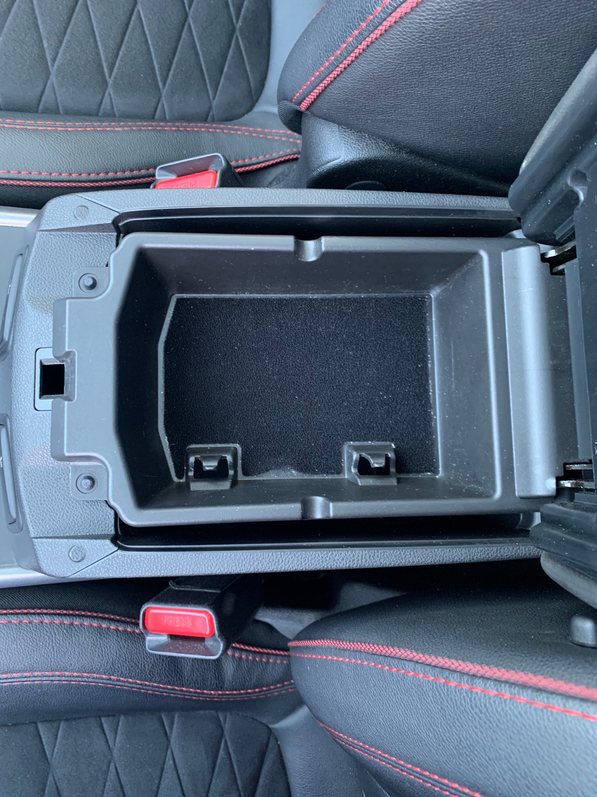 RENAULT Kadjar 150 ch | Black Edition SL | 4WD | Toit Panoramique | Caméra recul | Attelage | BOSE