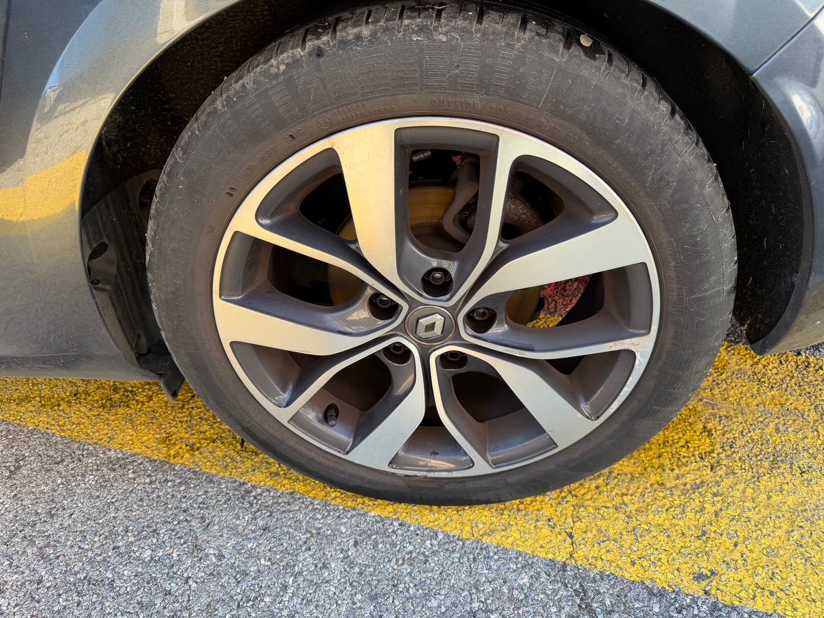 RENAULT Megane ESTATE TCE 130 CV / Intens / Grand écran / Caméra / KM Réel / Jantes