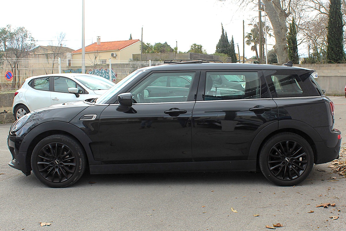 Mini Clubman III (F54) (2) 1.5 COOPER 136 ch EDITION PREMIUM PLUS BVA7 + TOIT OUVRANT + CARPLAY