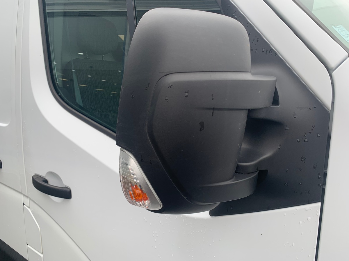RENAULT Master 180 | L1 H1 | Première MAIN | TVA Récupérable | GRAND CONFORT | Caméra | Attelage