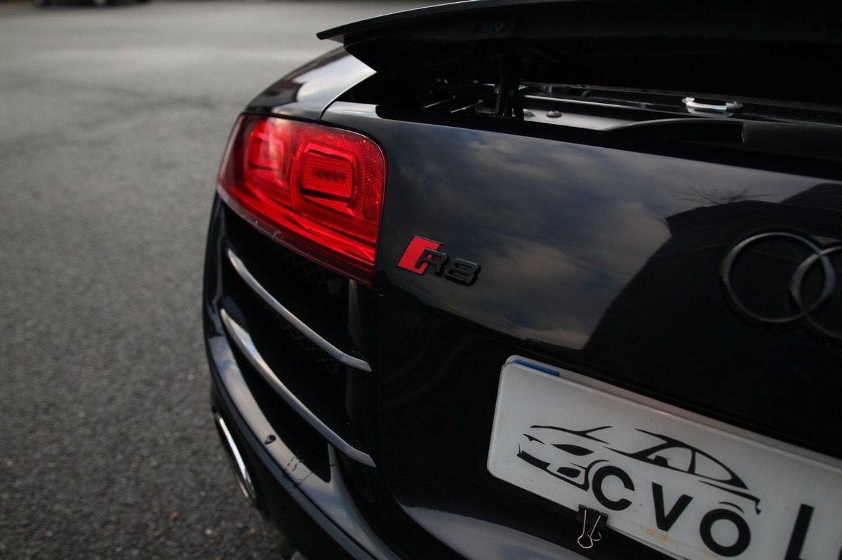 Audi R8 V10 5.2 FSi Quattro R-Tronic 525 cv Pack Carbone