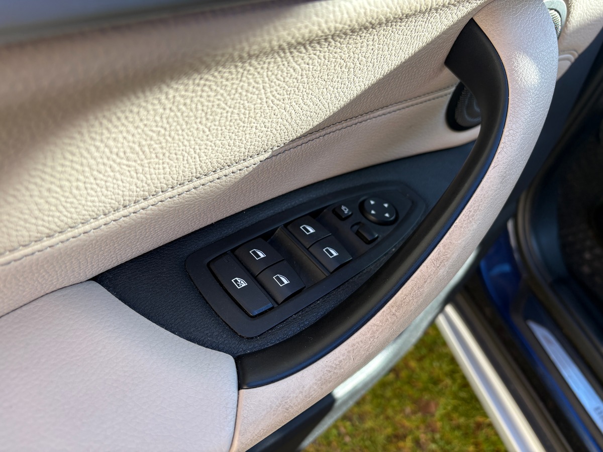 Bmw X1 sdrive 150CH - XLINE