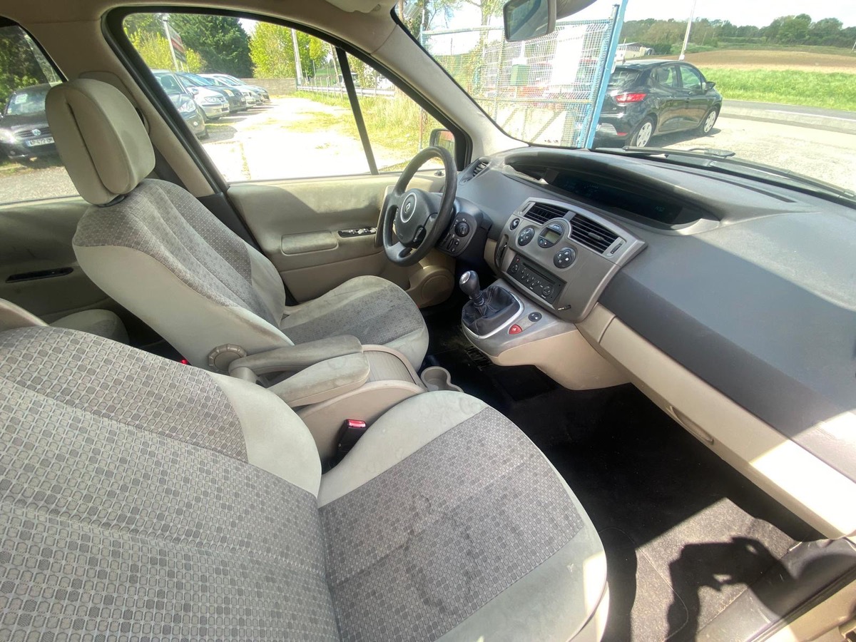 RENAULT Scenic II 1.9 DCI 130CV controle technique ok