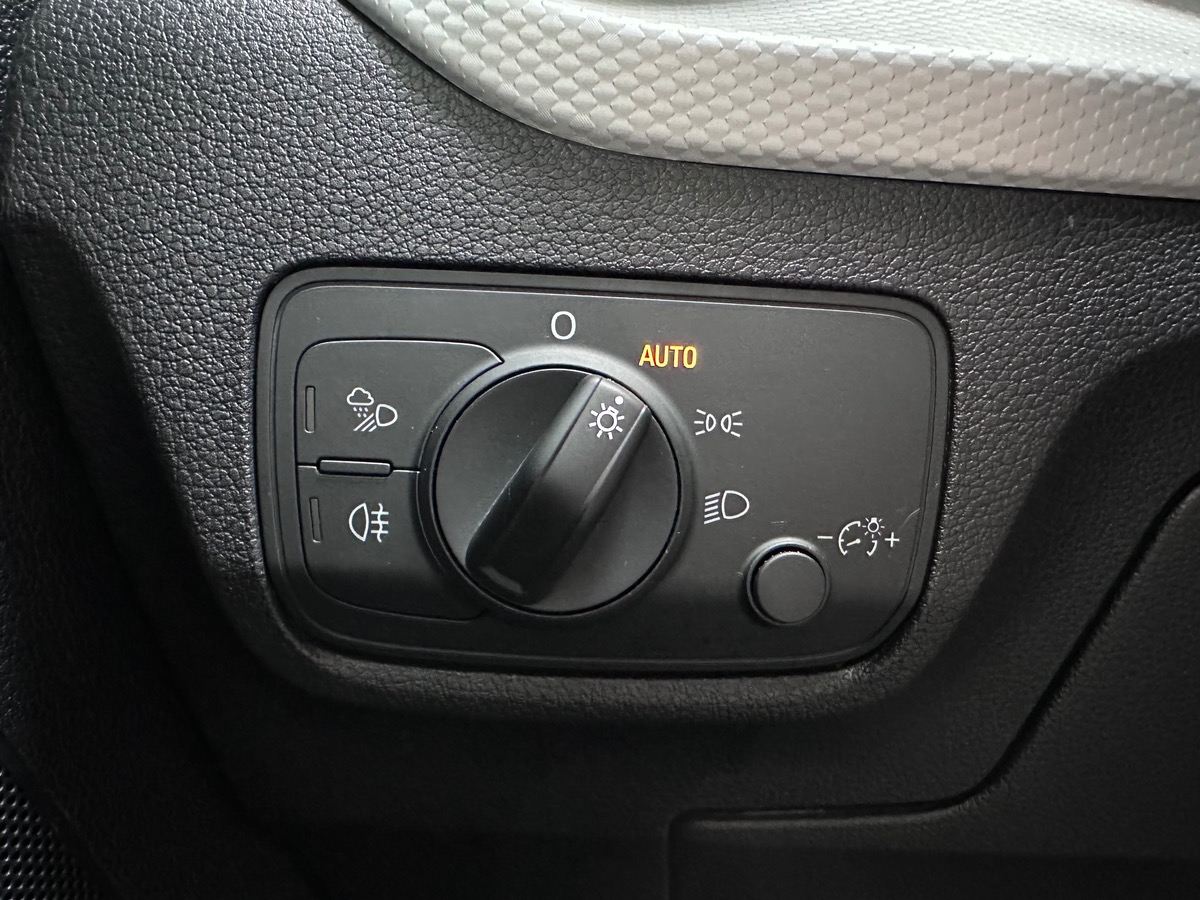 Audi Q2 1.0 TFSI (30 TFSI) 116cv DESIGN LUXE S TRONIC