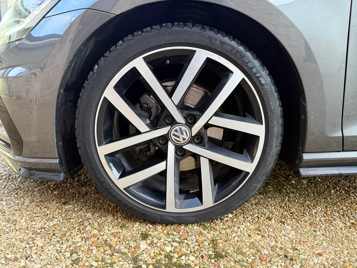 Volkswagen Golf 1.5 TSI R-LINE - STAGE 1