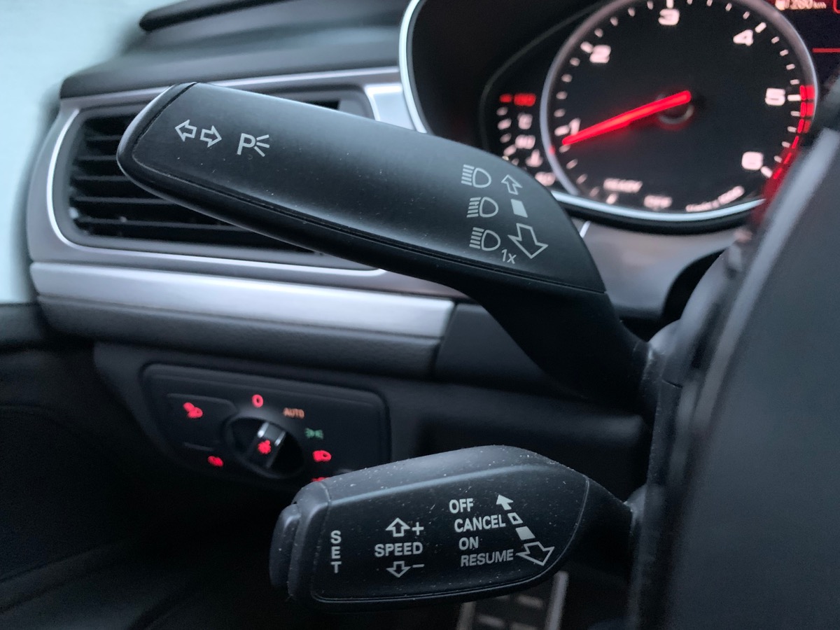 Audi A6 Avant 190 | S-line | Chauffage des sièges avant | Régulateur de vitesse | Coffre électrique