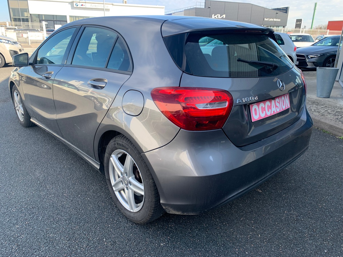 Mercedes-Benz Classe A 109 ch | Business | Caméra de recul | Régulateur de vitesse | Bluetooth | GPS