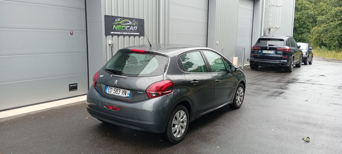 Peugeot Lion Peugeot 208 1.0 vti Active "Distribution Neuve" et "Suivi Peugeot"