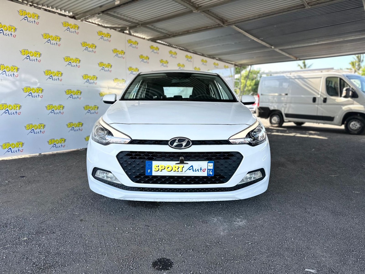 Hyundai i20 1.2 84 SPORT AUTO