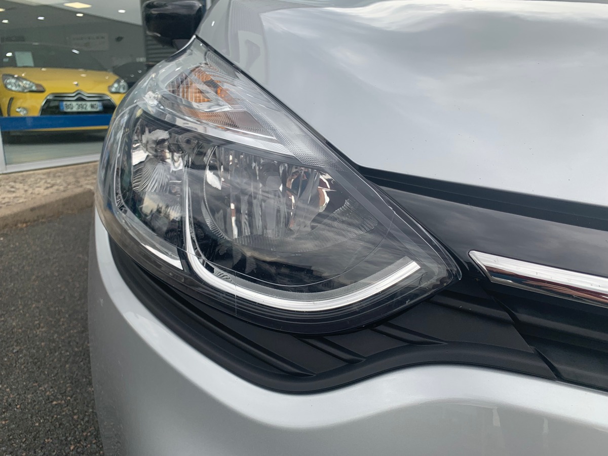 RENAULT Clio IV 90 ch | Limited | Régulateur vitesse | Climatisation | Radar stationnement arriére