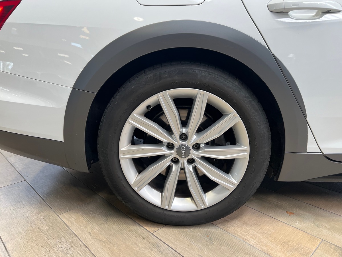 Audi A6 Allroad V6 45 TDI 231 QUATTRO TIPTRONIC + ATTELAGE