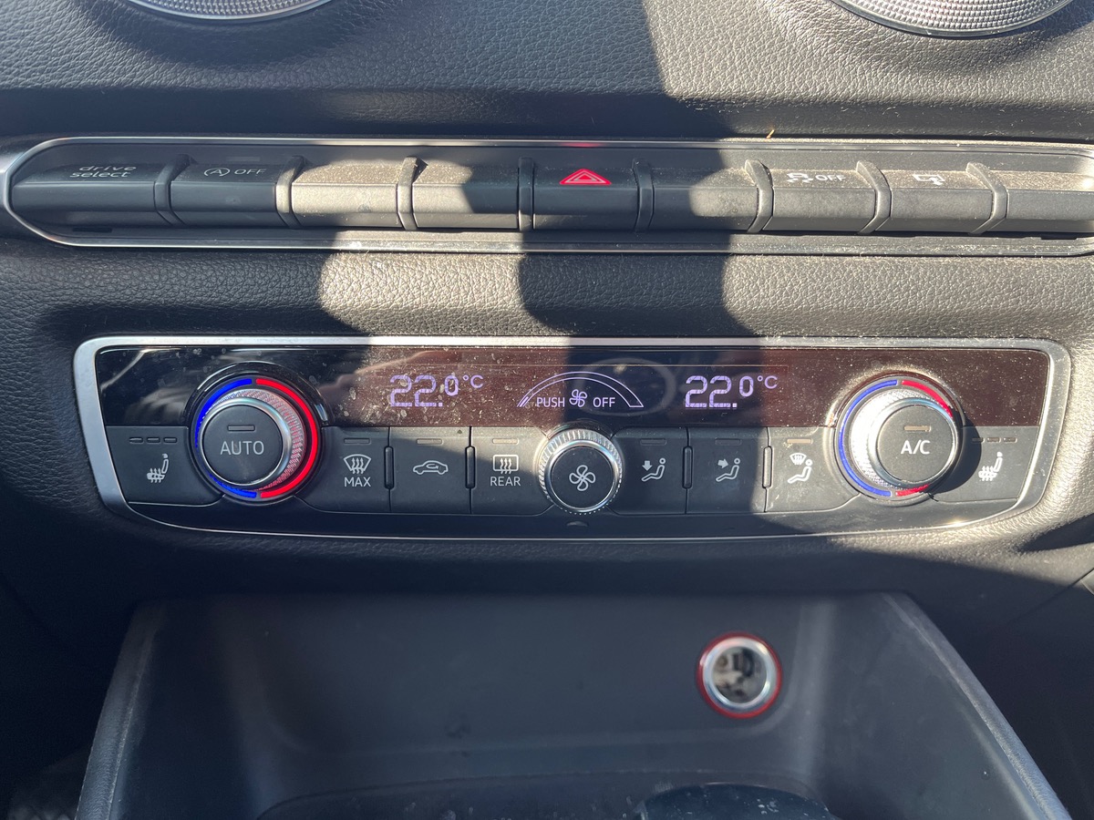 Audi A3 Limousine 1.6 TDI 110cv, Suivi entretien complet, courroie de distrib. OK, sièges chauffants