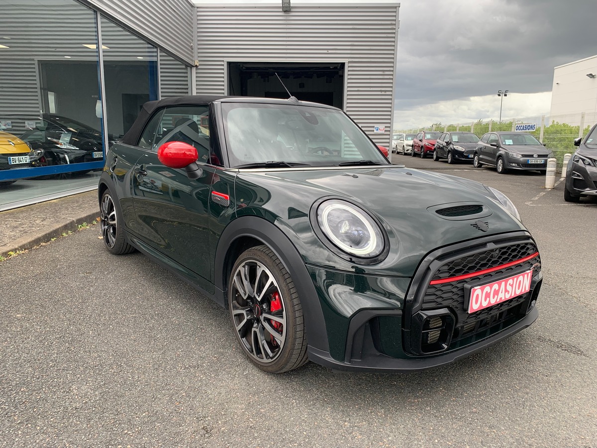Mini Cooper JCW 231 CHEVAUX | Dernier entretien MINI le 05/05/2025 à 25305 kilomètres