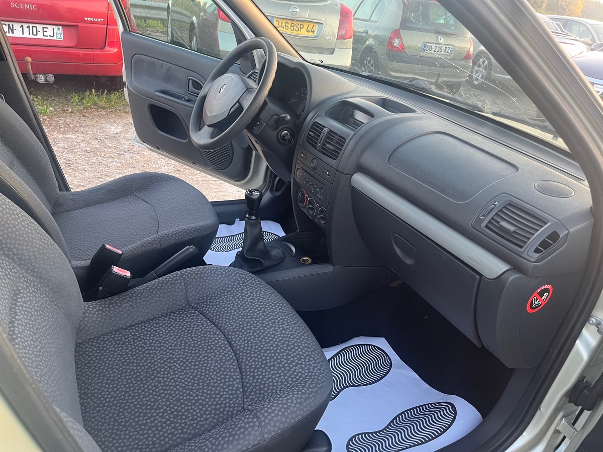 RENAULT Clio 1.5 dci