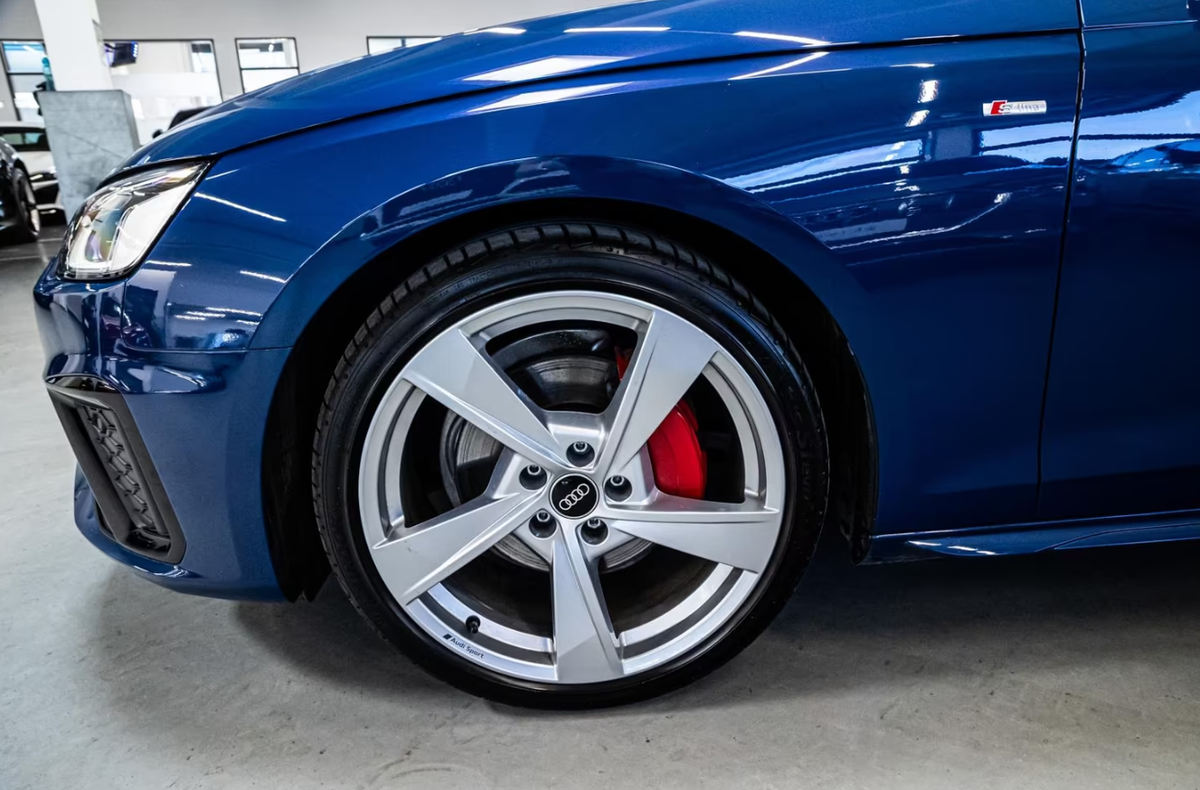 Audi A4 V berline 40 TFSI 204ch S Edition quattro S tronic 7