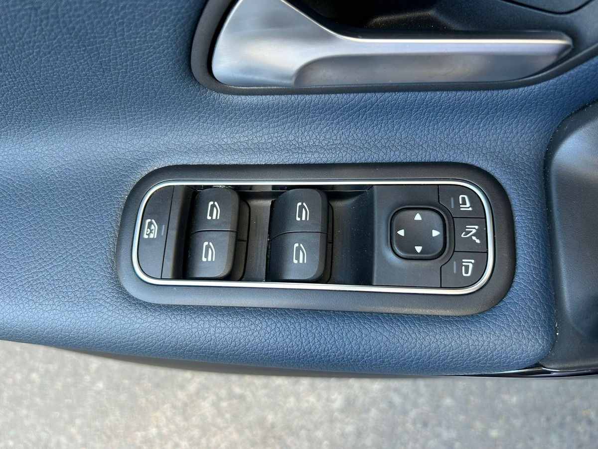 Mercedes-Benz Classe A IV 180 D STYLE LINE 7G-DCT