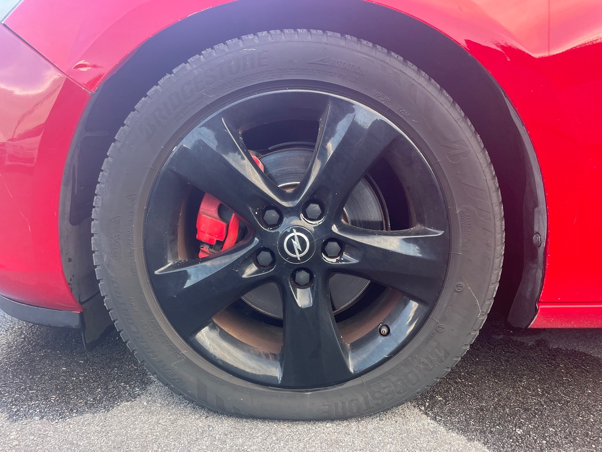 Opel Astra 1.6 turbo 180 sport