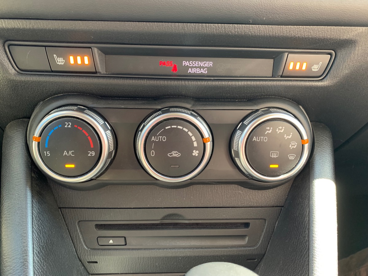 Mazda CX-3 2.0 SKYACTIV-G | 121 ch | Dynamique | Boîte automatique | Radar de stationnement arriére