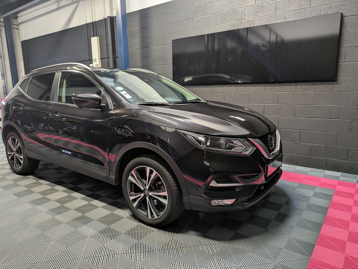 Nissan Qashqai 1.2 dig TEKNA
