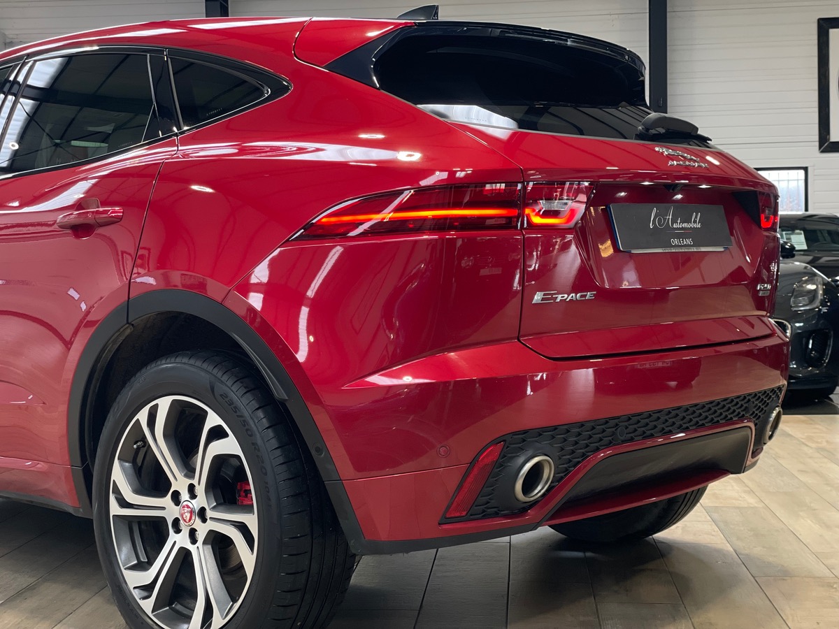 Jaguar E-Pace 2.0L P-250 AWD R-DYNAMIC HSE - TOIT PANO/VOLANT CHAUFFANT