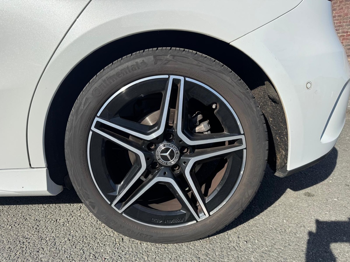 Mercedes-Benz Classe A 200D Amg Line