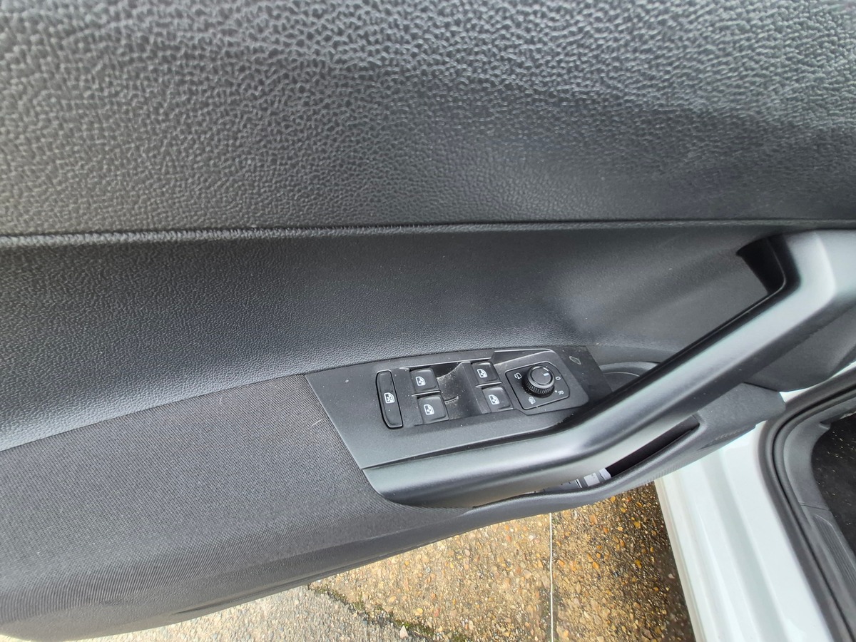 Volkswagen Polo 1.0 TSI 95 UNITED