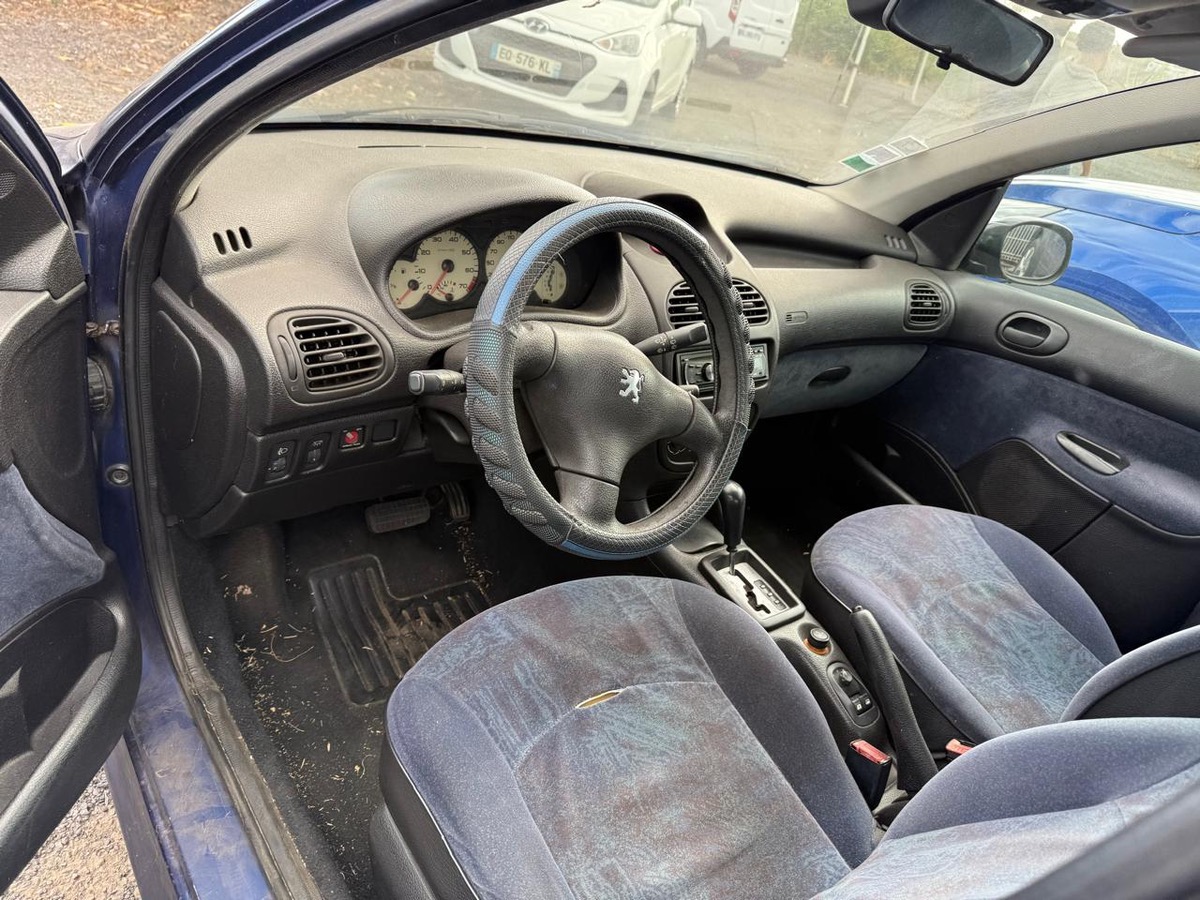 Peugeot 206 BOITE AUTOMATIQUE VENDU EN ETAT x SPORT AUTO