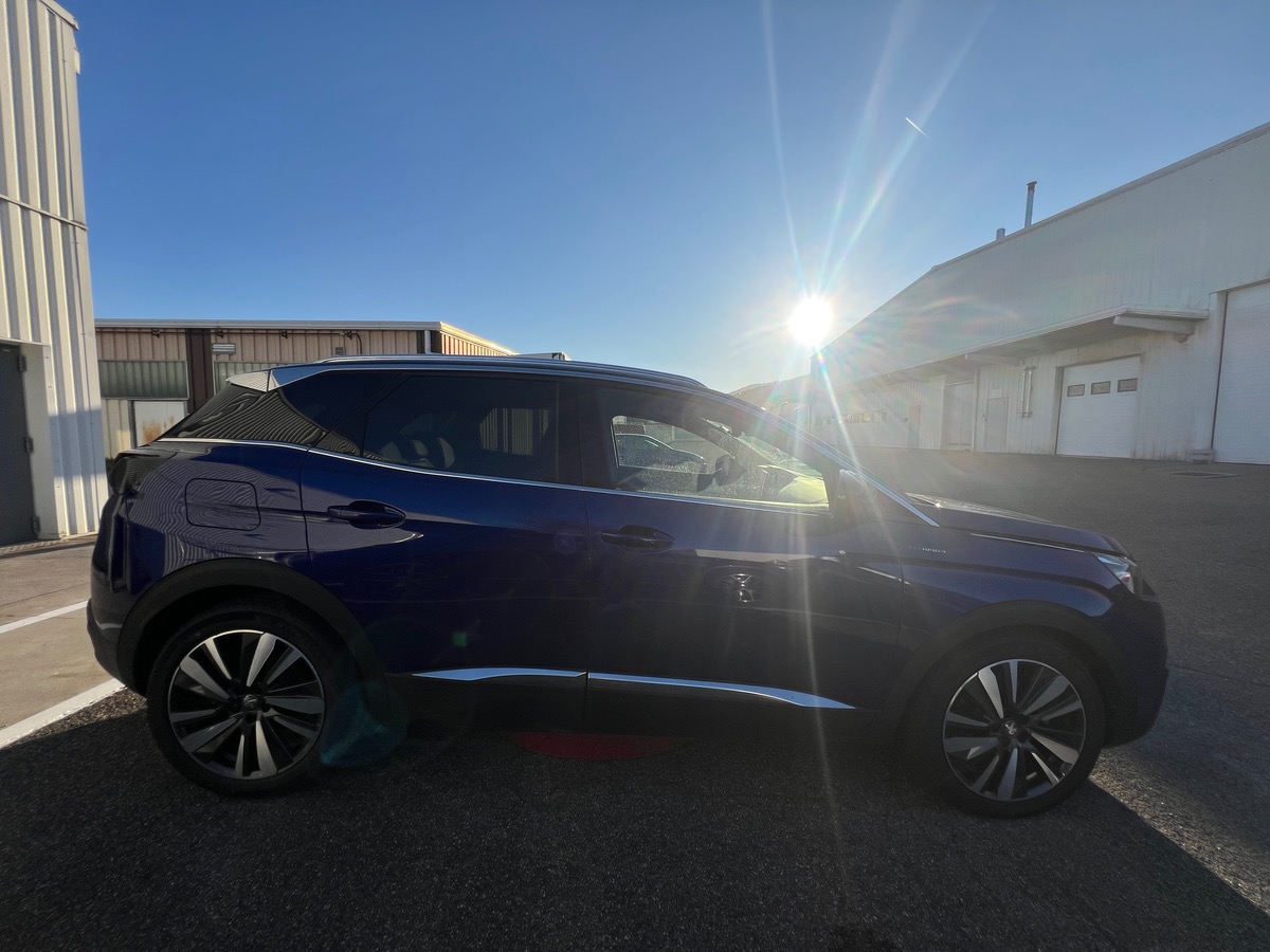 Peugeot 3008 HYbrid4 300cv GT EAT8, SUIVI COMPLET PEUGEOT, TOIT OUVRANT, SIEGES CHAUFFANTS/ MASSANTS