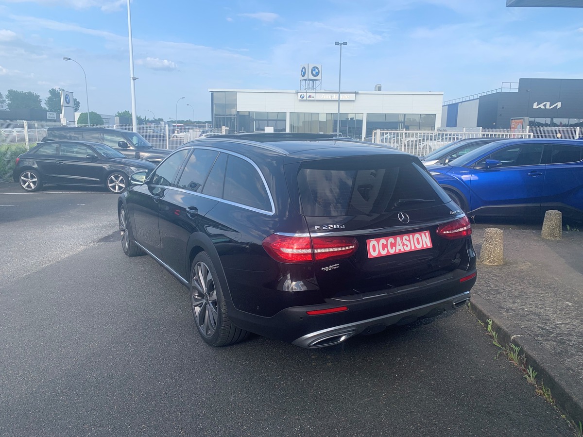 Mercedes-Benz Classe E Break 194 ch | 4 MATIC |  ENTRETIEN MERCEDES | Suspensions pneumatiques