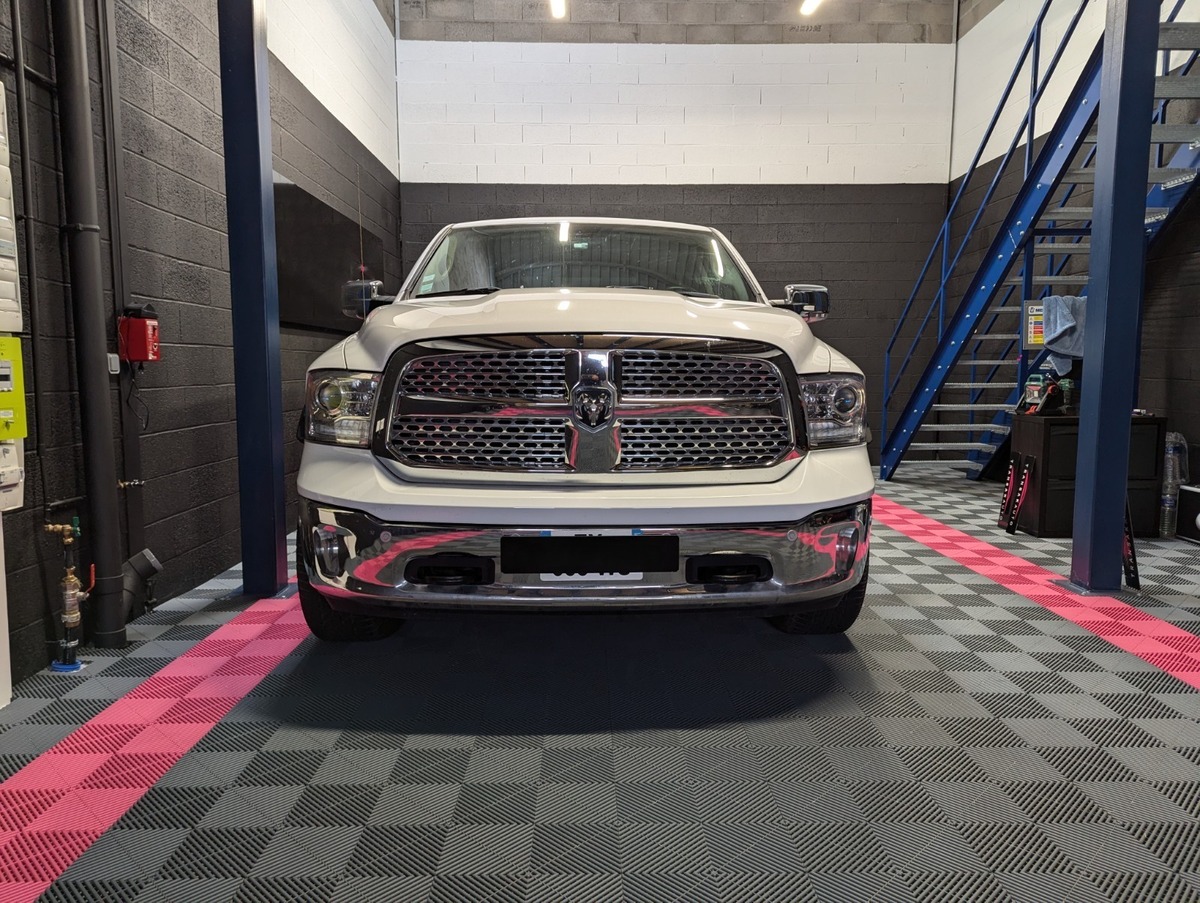 Dodge 1500 RAM Ram 1500 Laramie PAS DE MALUS