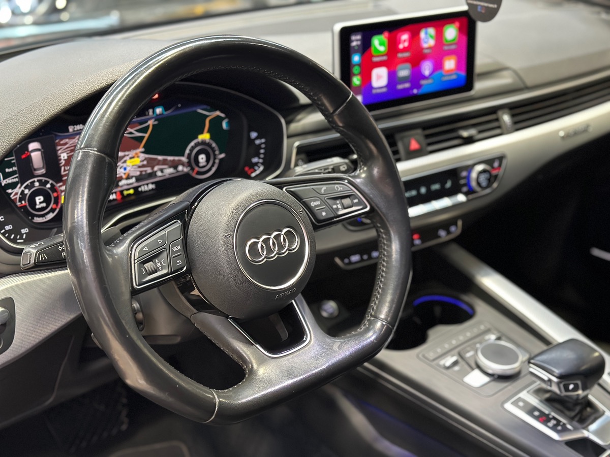 Audi A4 Allroad 2.0 TDI 190 cv Quattro S-Tronic / Attelage / Toit Pano / CarPlay