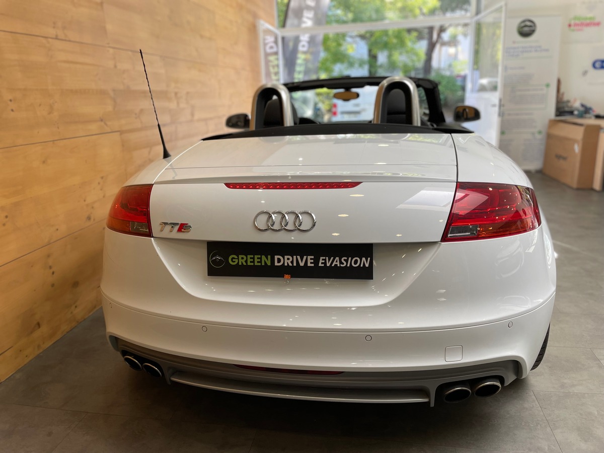 Audi TTS II 2.0 TFSI 272ch Quattro Roadster