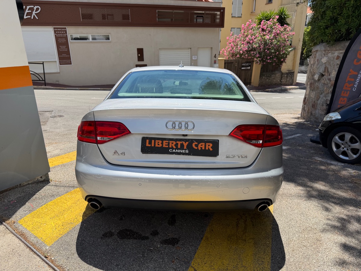 Audi A4 2.7 TDi V6 190 CV / Ambition Luxe / Boîte auto / Caméra / Km Réel