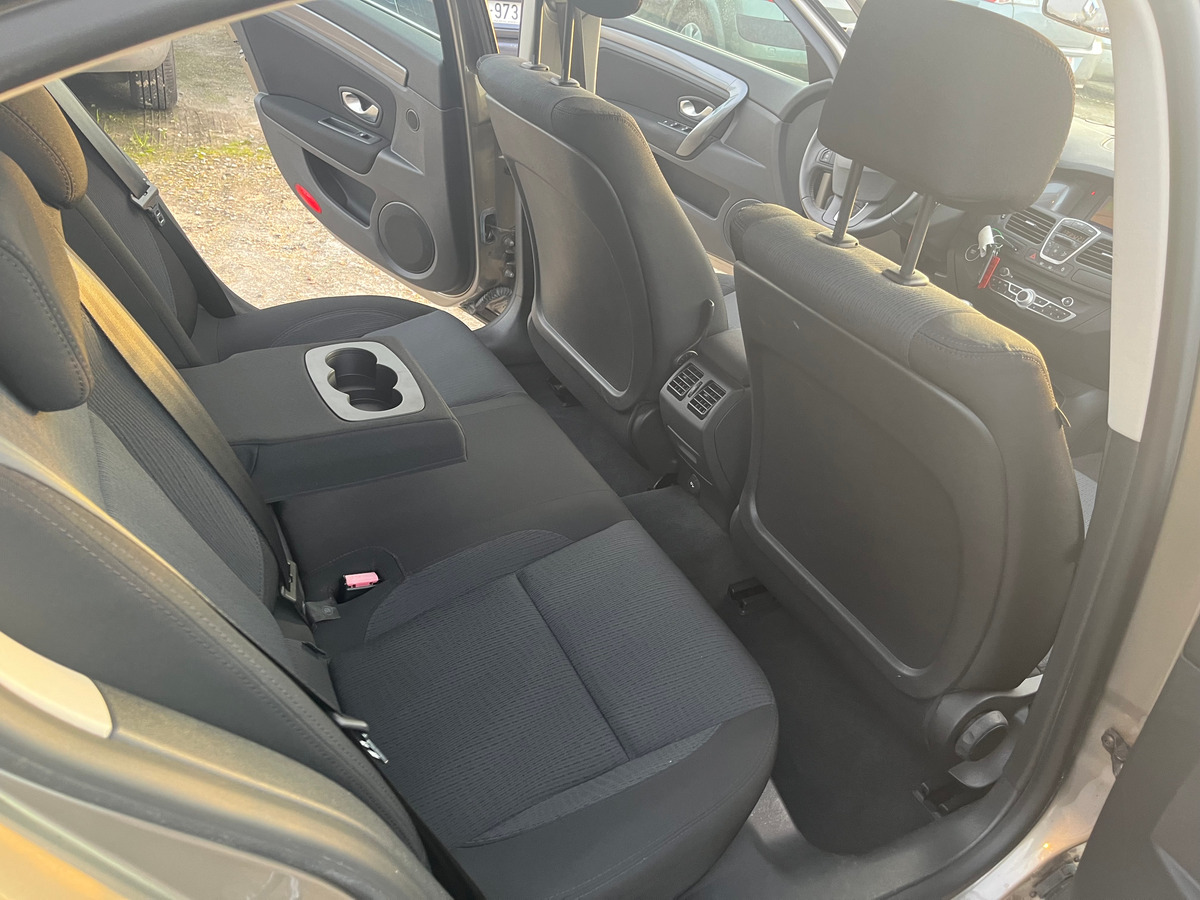 RENAULT Laguna 1.5 dci 137150km