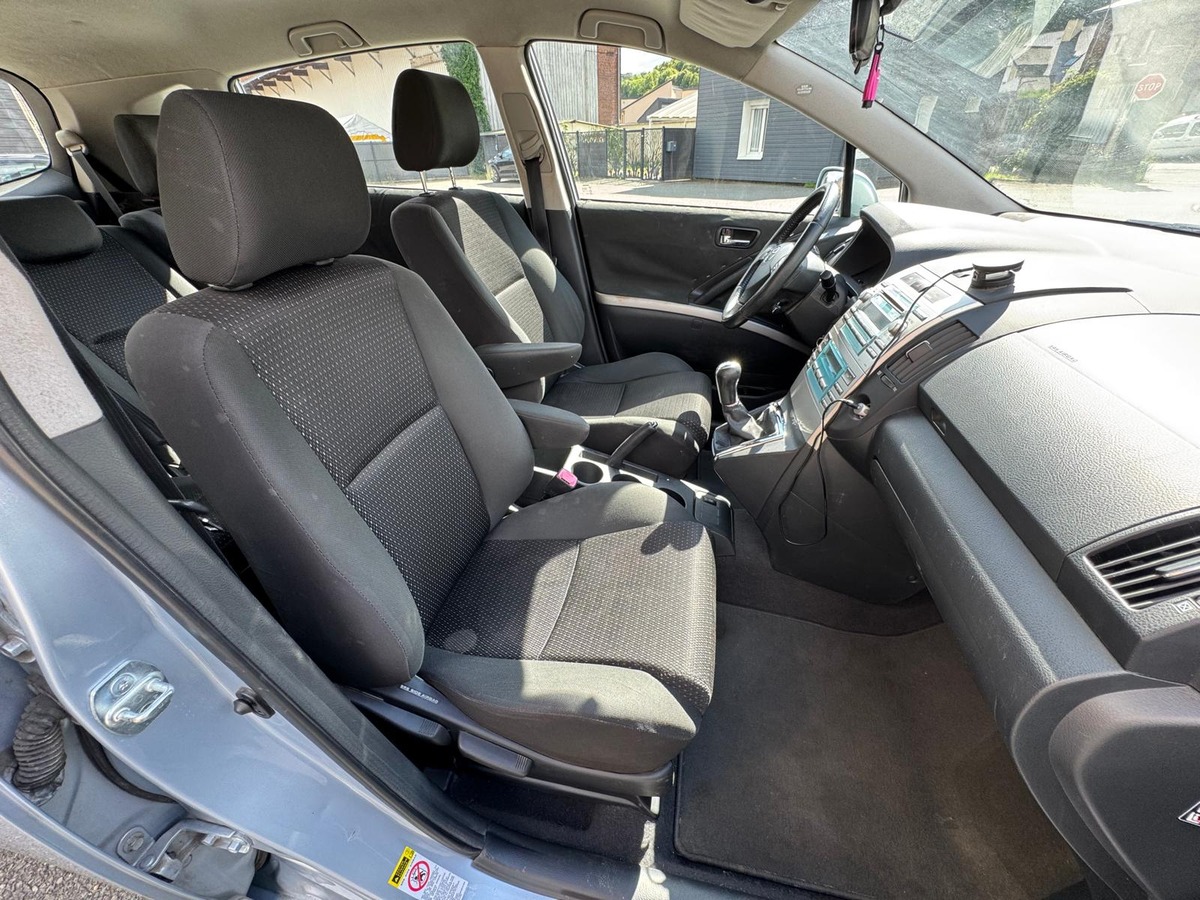 Toyota Corolla Verso 7 places- Facelift- 2.2 D4-D 136cv