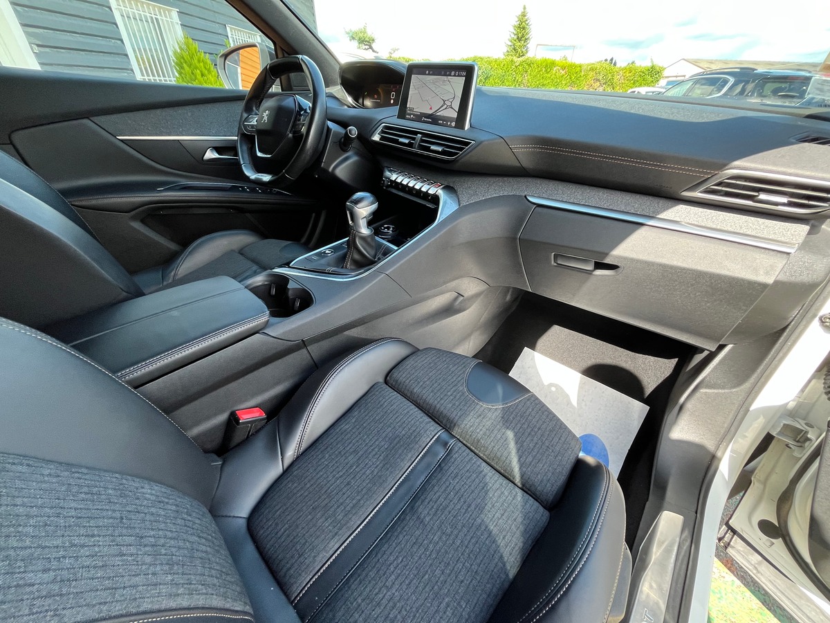 Peugeot 5008 II 2.0 BlueHDi 150 ch GT LINE 7 PLACES