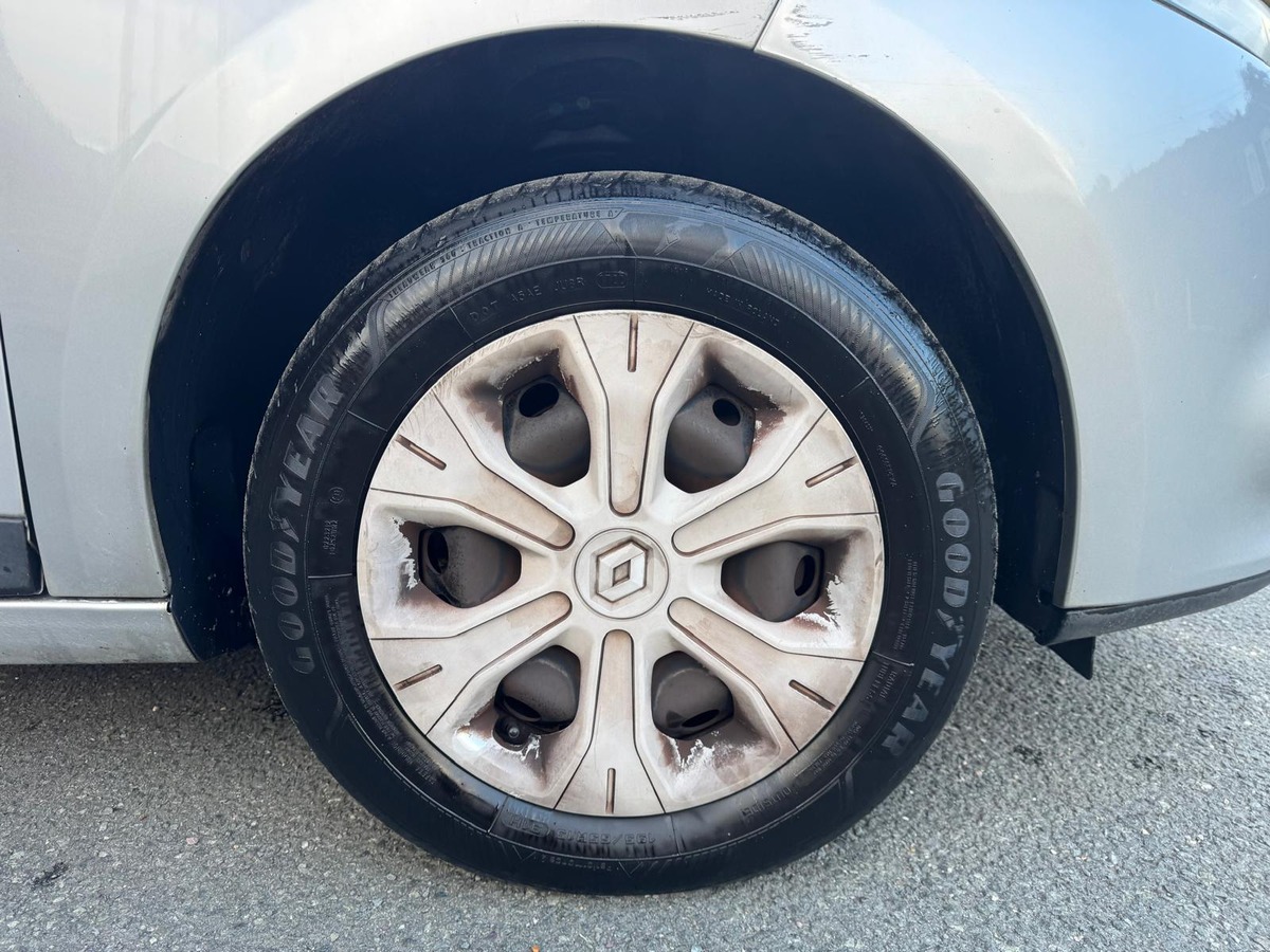 RENAULT Megane III 1.6 E85 (Flexfuel) 110cv Carminat Tom Tom  - Garantie