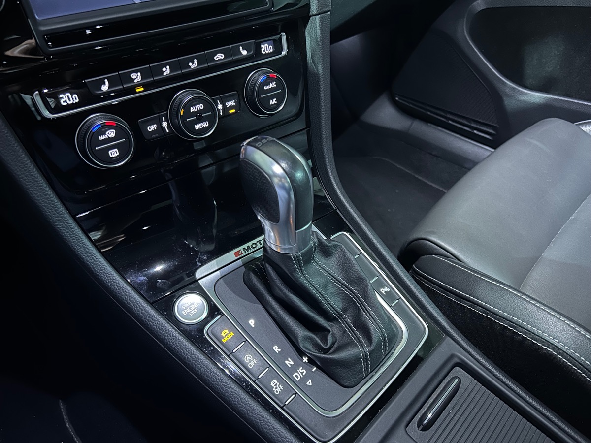 Volkswagen Golf 7R 2.0 300