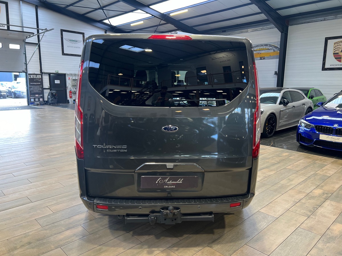 Ford Tourneo Custom L2H1 2.0 TDCI ECOBLUE 170 TITANIUM 9 PLACES MINIBUS