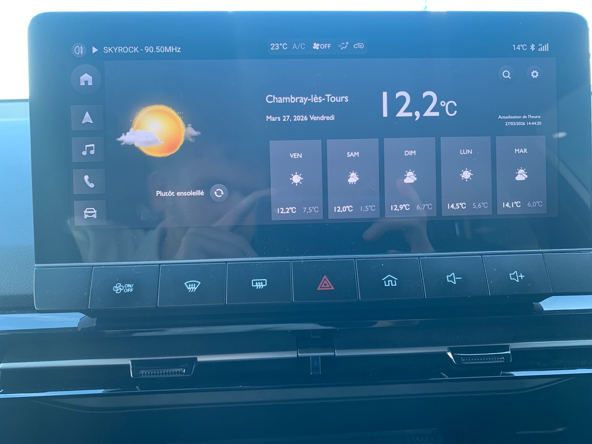 MG MG4 245 | 77 Kwh | Luxury | Apple car Play | Caméra | Siéges chauffants | Régulateur adaptatif