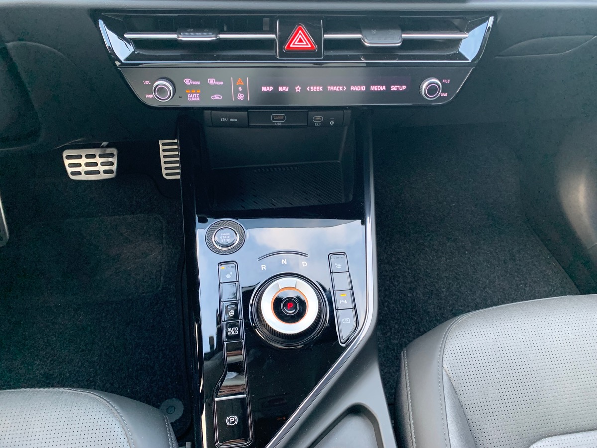 Kia Niro 141| PREMIUM | Pack Drive + | Garantie constructeur 2031 | Régulateur de vitesse adaptatif