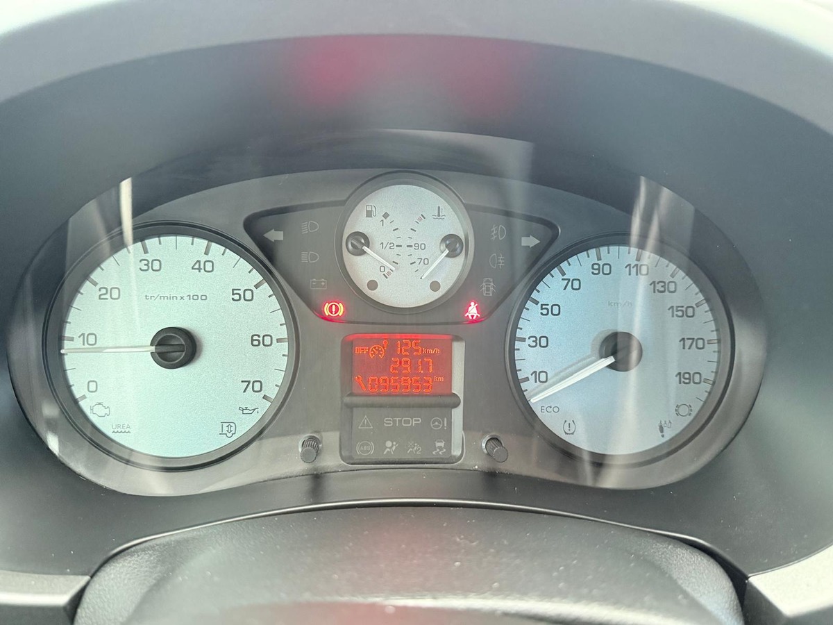 Citroën Berlingo 1.6 BlueHdi 100  SHINE  Première main