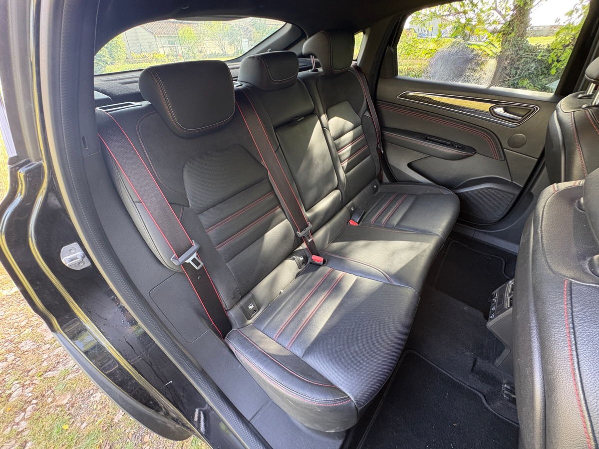 RENAULT Arkana RS-LINE 140CH TCE