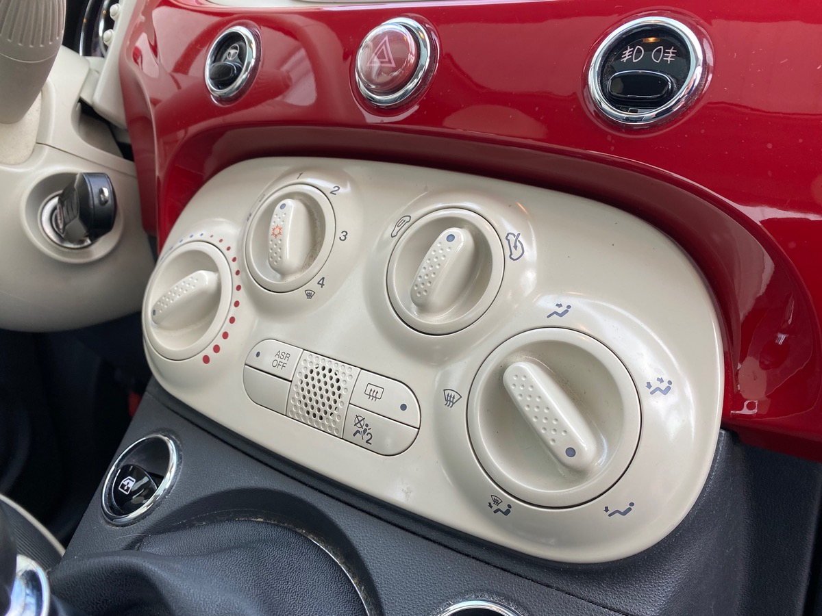 Fiat 500 1.2 MPI 69 LOUNGE TOIT PANORAMIQUE