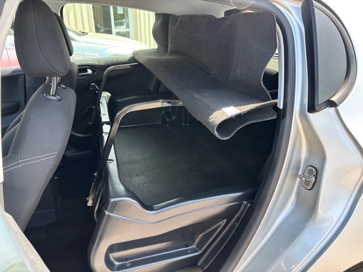 Peugeot 208 Société 1.6 hdi 75 BVM5